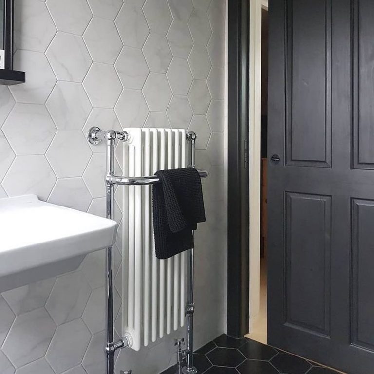 50+ Unconventional Alternatives To The Bathroom Door Design Ideas New